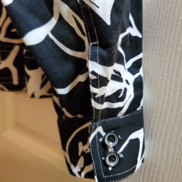 Coldwater Creek black & white printed jacket - Picture 6 of 6